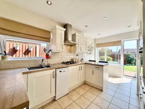 Photo 5- click for photo gallery